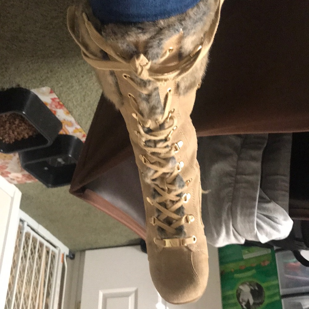 Wedged boots - Picture 3 of 3